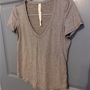 Lululemon Gray V-Neck Women's Top